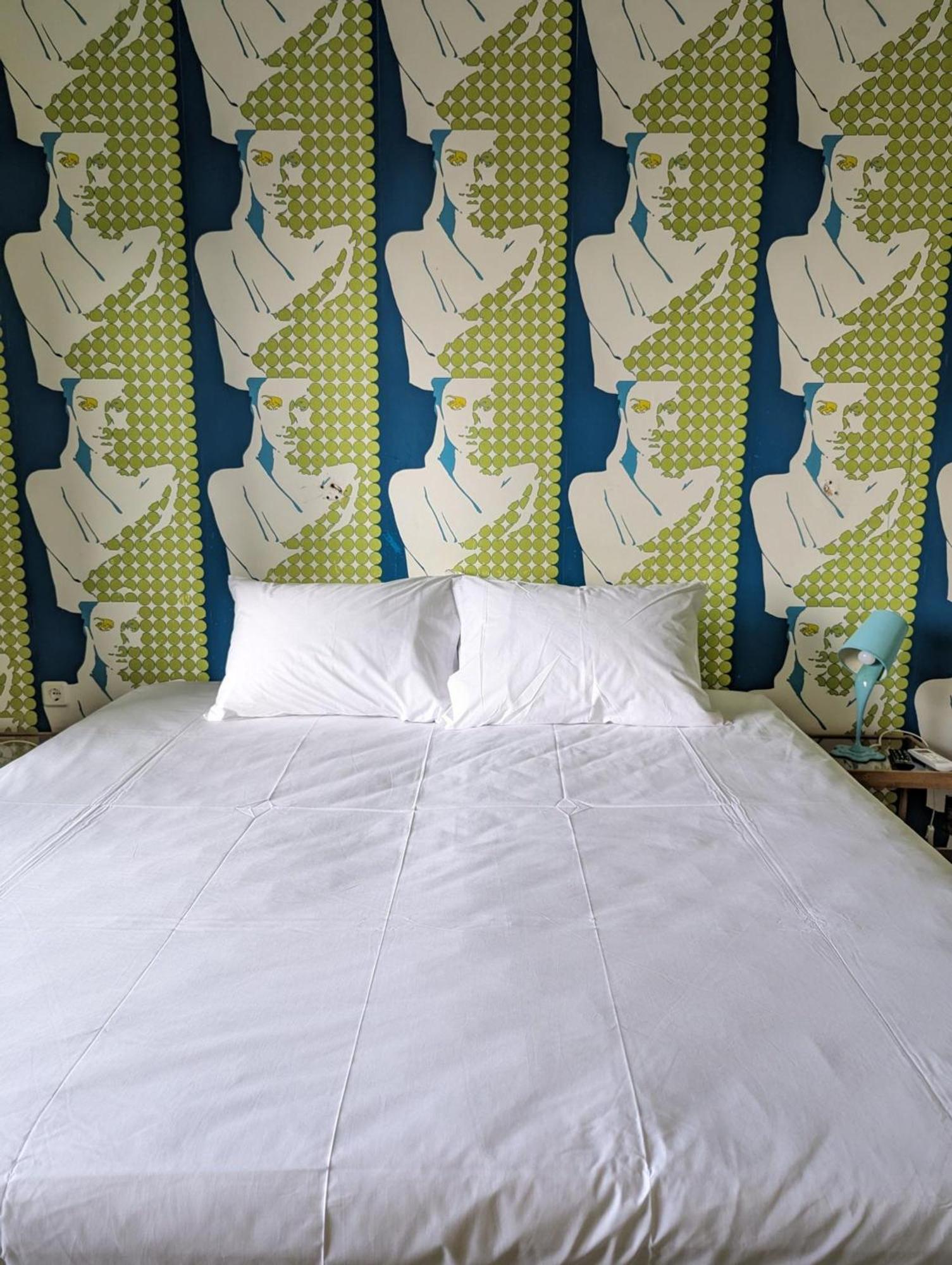 Okeania Seafront Rooms In Kamena Vourla Exteriör bild